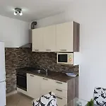 Delija * Klek